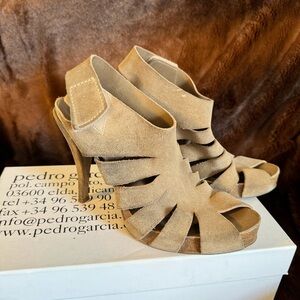Size 41. Tan suede, Pedro Garcia sandal heal. Cut out detailing peep toe.